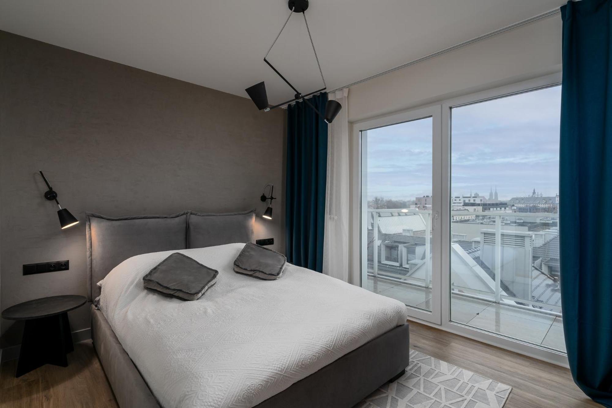 Nice View Apartment, Free Underground Parking, City Square 6 Min Wrocław Extérieur photo